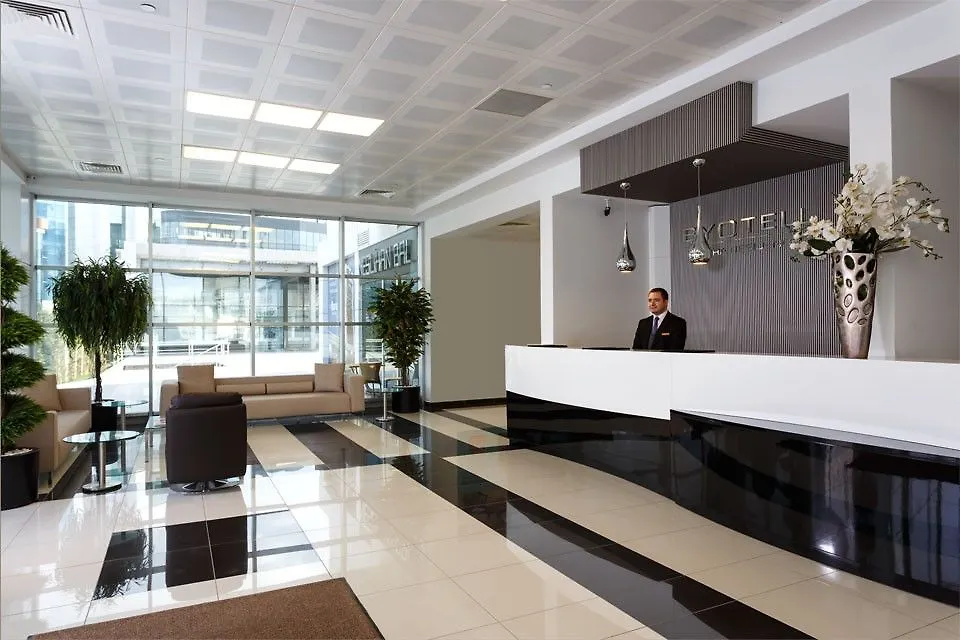 Flora Suites Atasehir Estambul