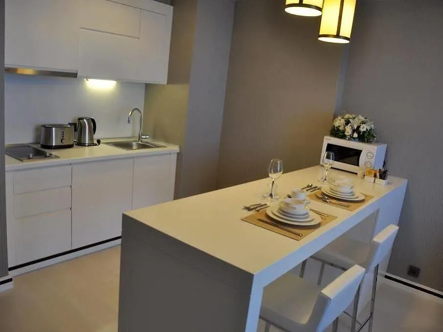 Apartamento Flora Suites Atasehir Estambul
